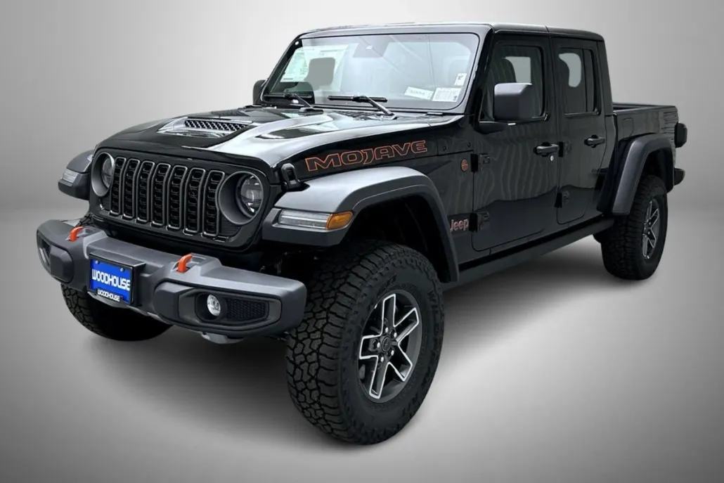 2025 Jeep Gladiator Mojave photo 1