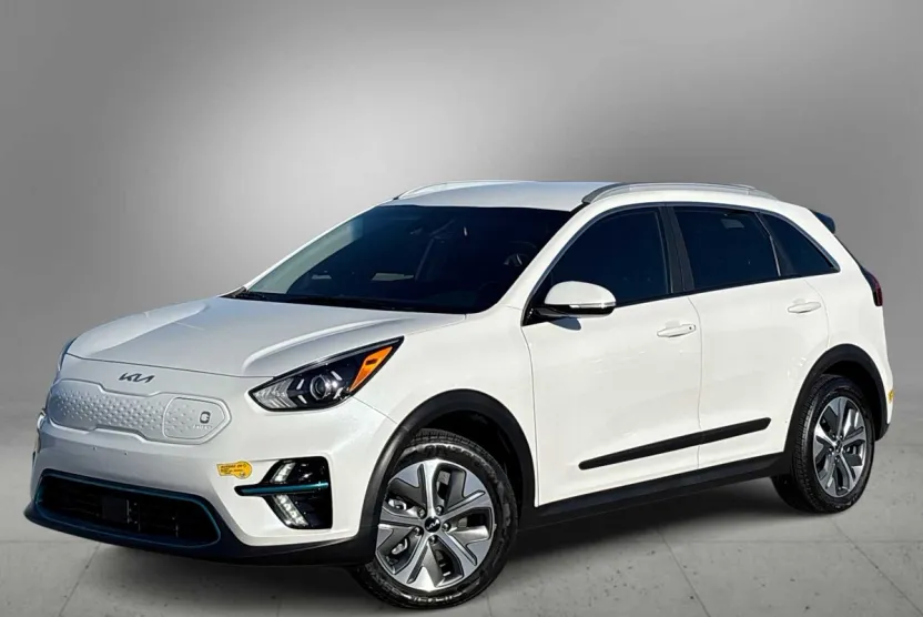 2022 Kia Niro EV S photo 1