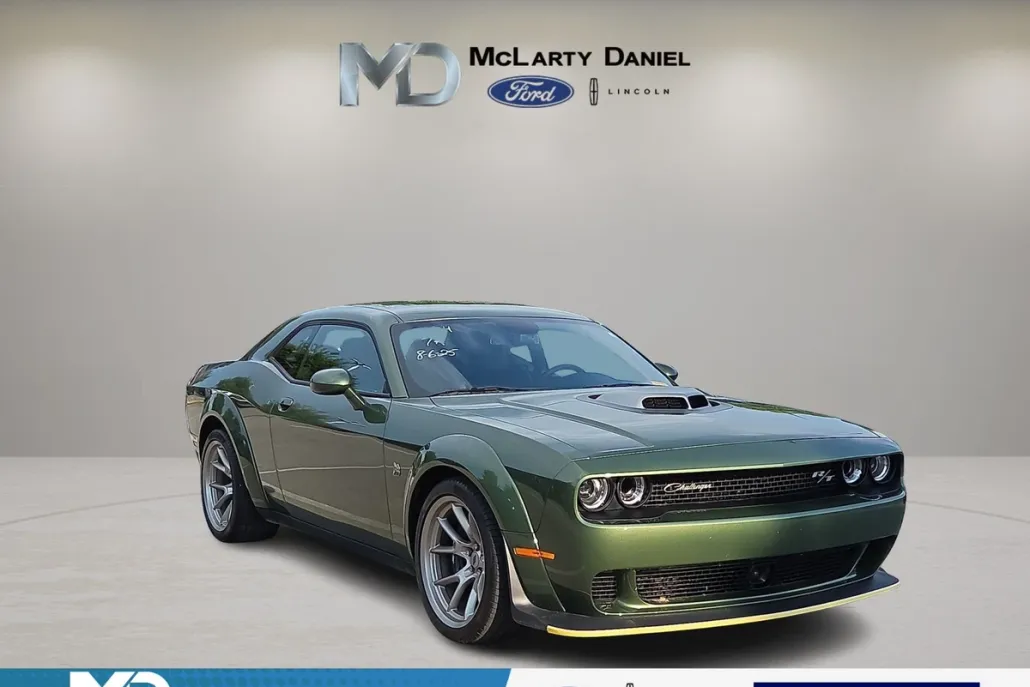 2023 Dodge Challenger R/T Scat Pack Widebody photo 1