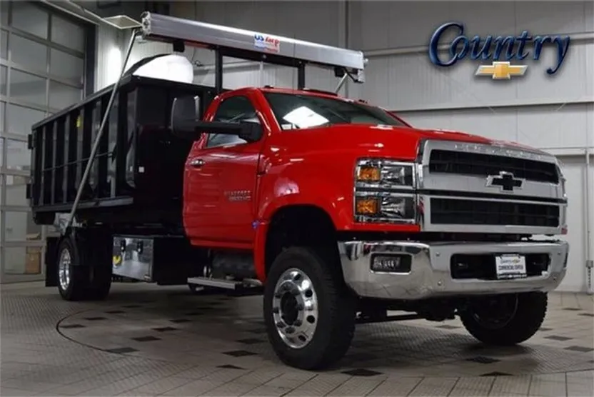 2025 Chevrolet Silverado 6500HD Work Truck photo 1
