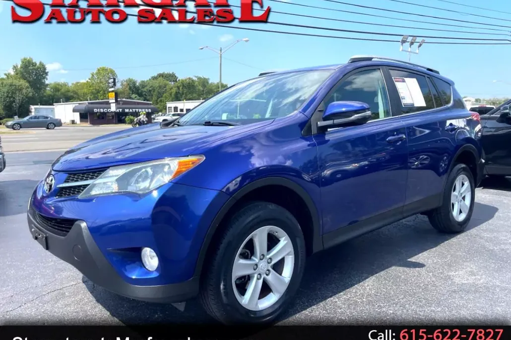 2014 Toyota RAV4 XLE photo 1