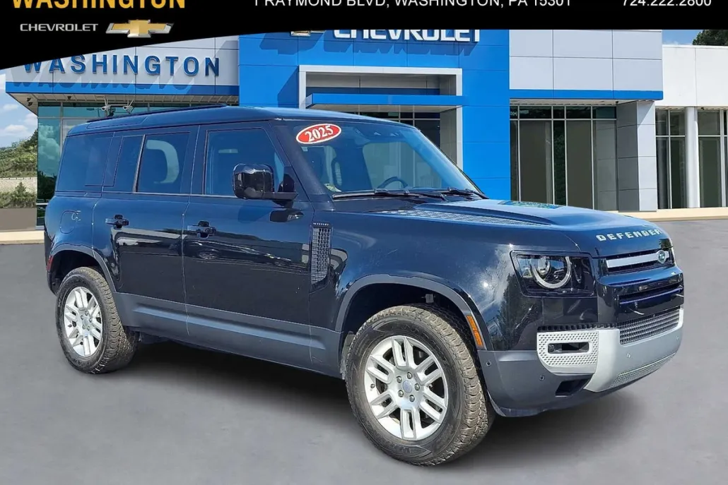 2025 Land Rover Defender S photo 1
