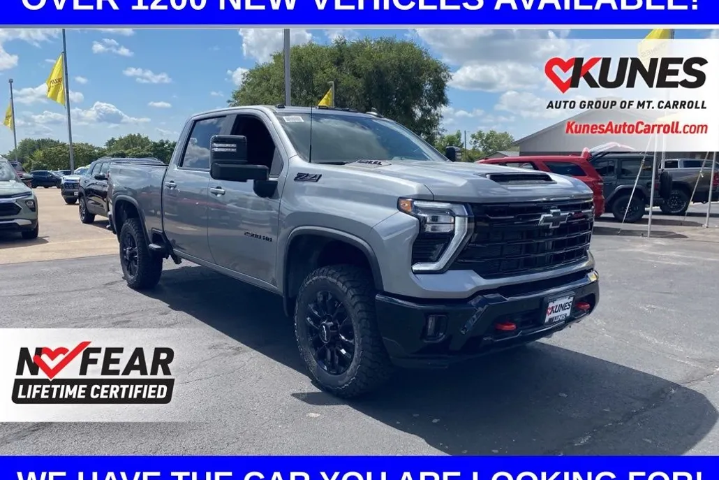 2025 Chevrolet Silverado 2500HD LT photo 1
