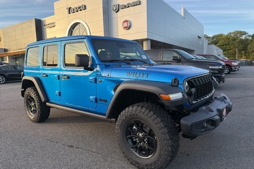 2025 Jeep Wrangler photo 1