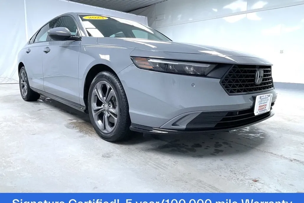 2023 Honda Accord Hybrid EX-L photo 1