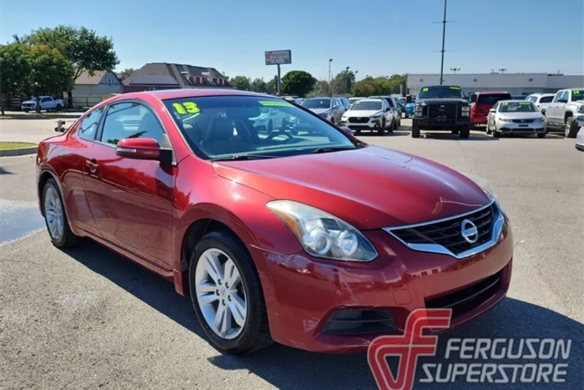 2013 Nissan Altima 2.5 S photo 1