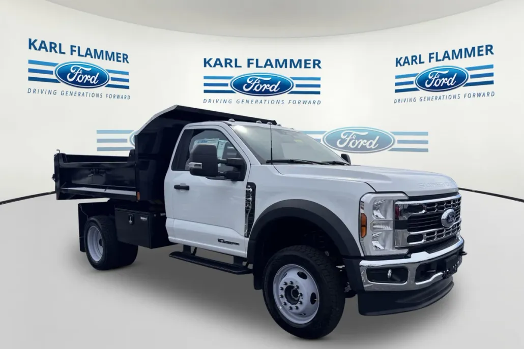 2024 Ford F-550 XL photo 1