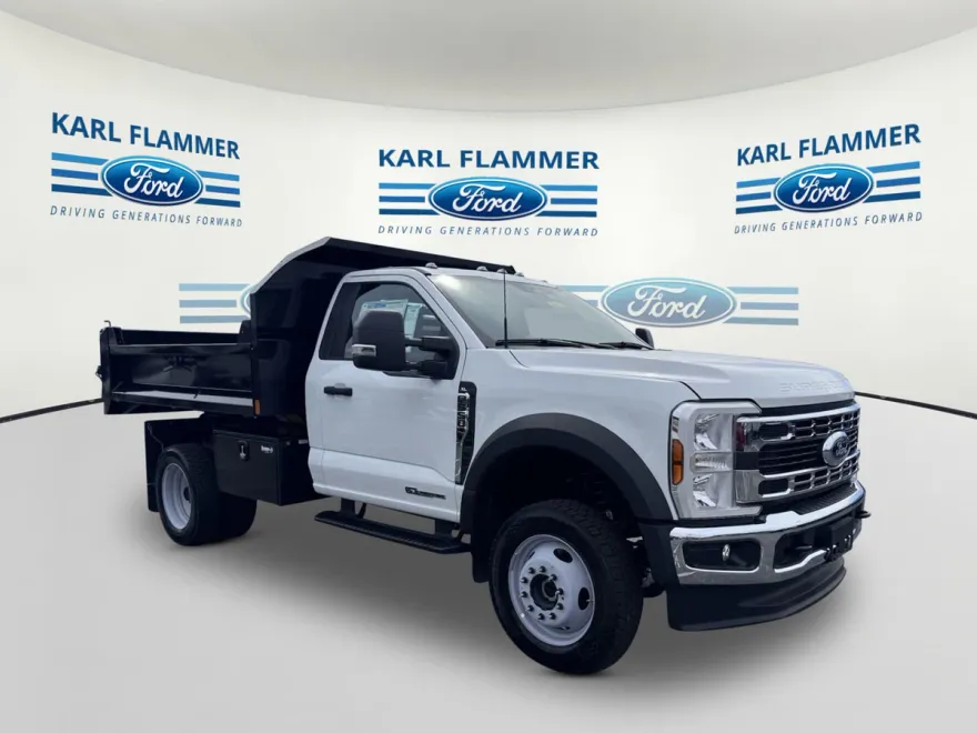 2024 Ford F-550 XL photo 1