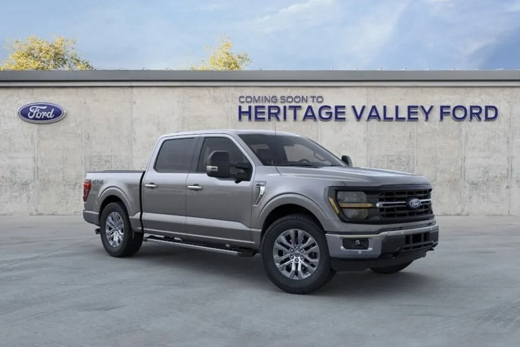 2025 Ford F-150 XLT photo 1