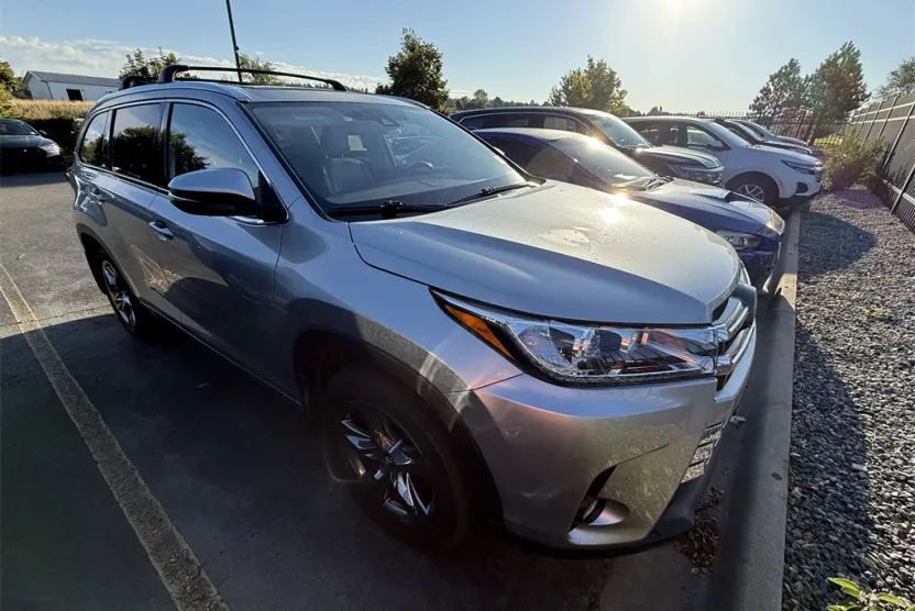 2018 Toyota Highlander Limited Platinum photo 1