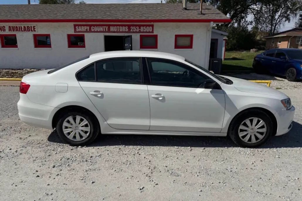 2013 Volkswagen Jetta S photo 1
