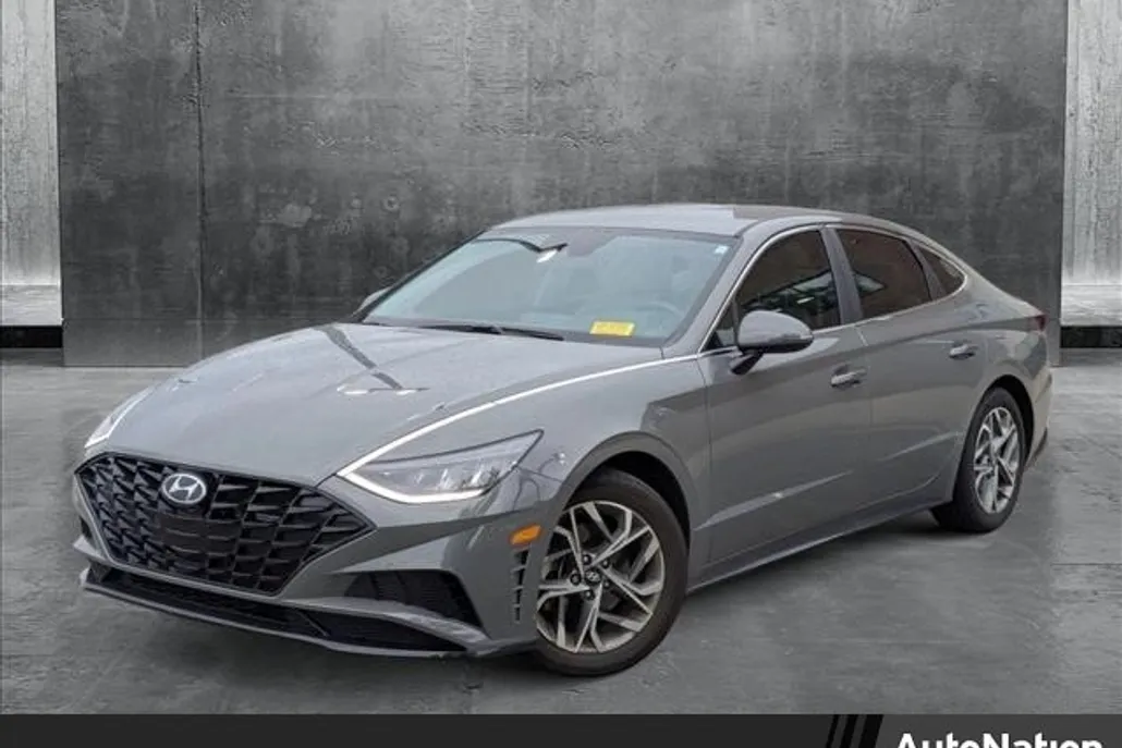 2023 Hyundai Sonata SEL photo 1