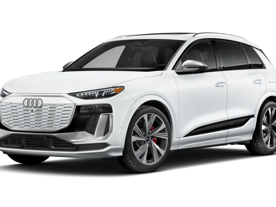 2025 Audi SQ6 photo 1