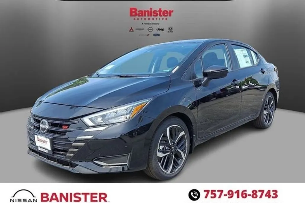 2025 Nissan Versa 1.6 SR photo 1