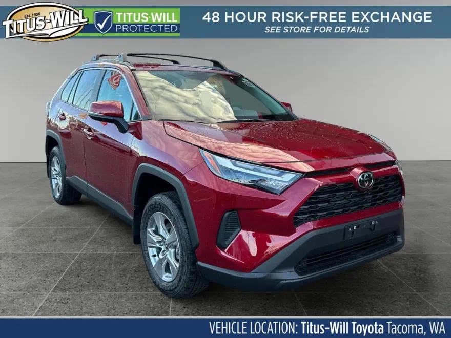 2025 Toyota RAV4 XLE photo 1