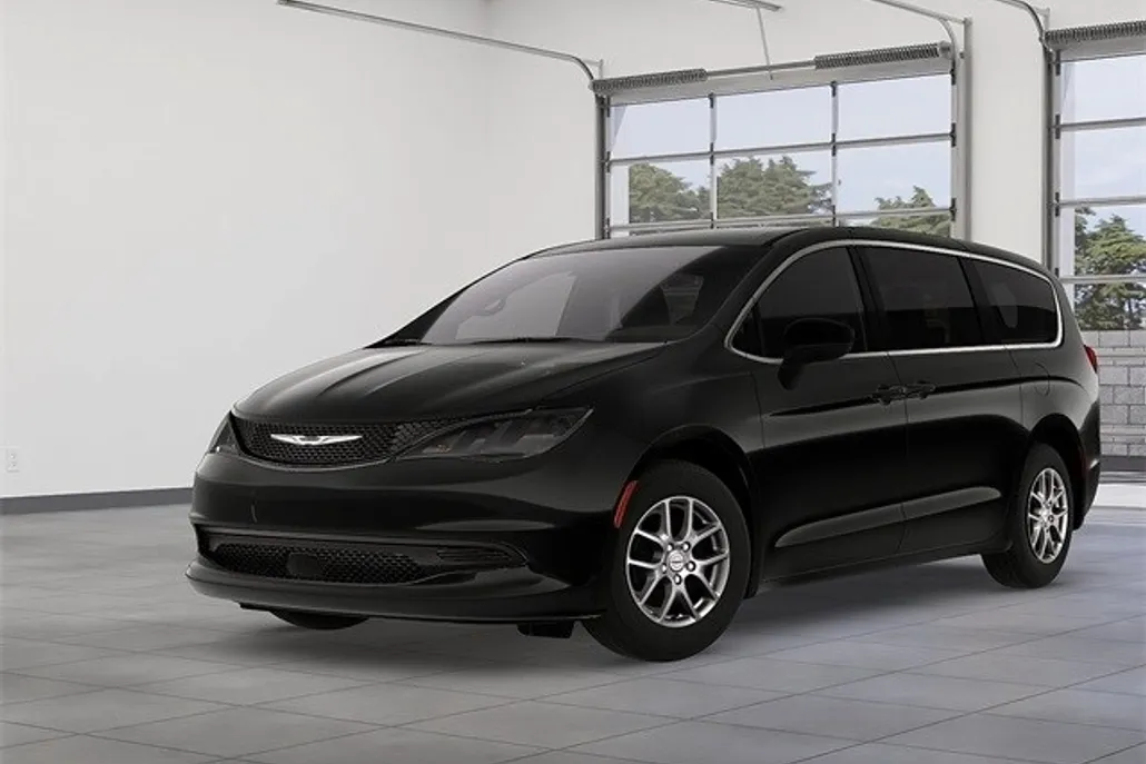 2026 Chrysler Voyager LX photo 1
