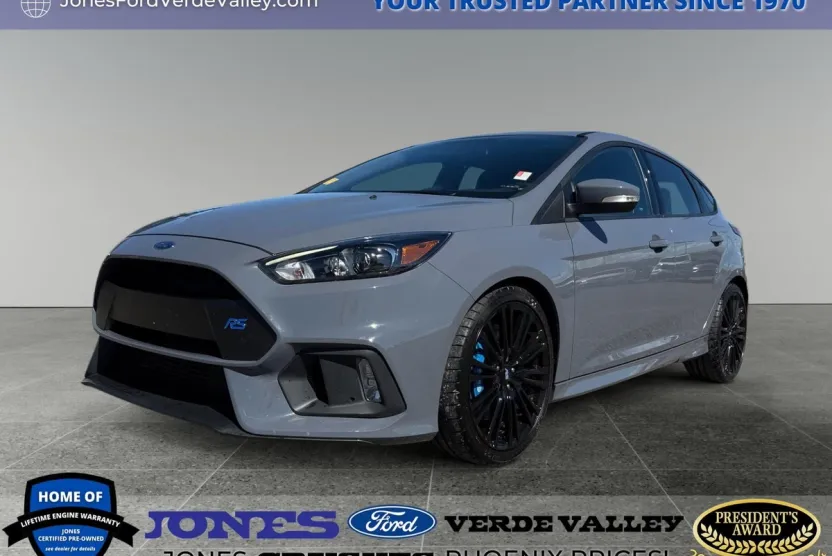 2017 Ford Focus RS photo 1
