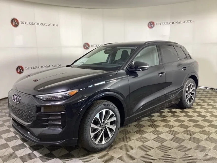 2025 Audi Q6 E-tron Prestige photo 1