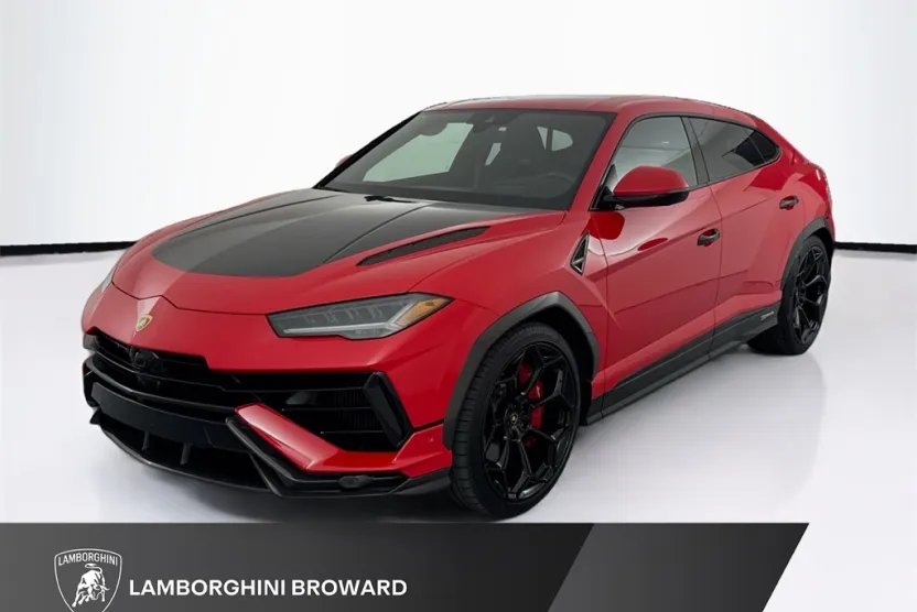 2023 Lamborghini Urus Performante photo 1