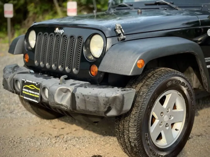 2011 Jeep Wrangler X photo 1