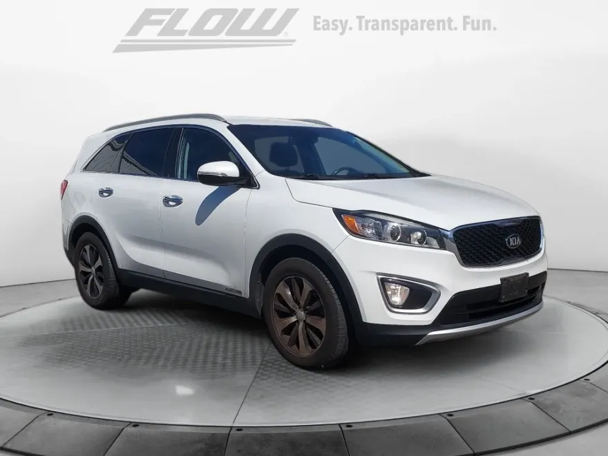 2017 Kia Sorento EX photo 1