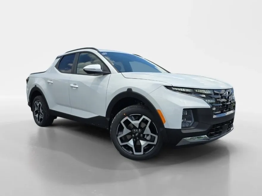 2024 Hyundai Santa Cruz Limited photo 1