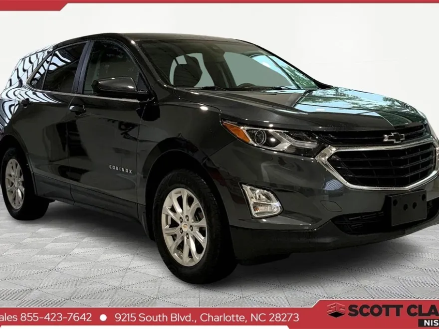 2021 Chevrolet Equinox LT photo 1