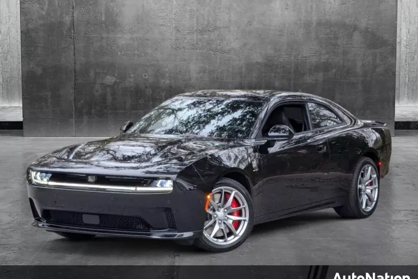 2025 Dodge Charger Daytona Scat Pack photo 1
