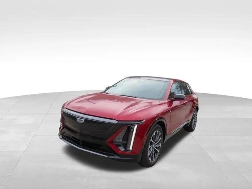 2025 Cadillac Lyriq Sport photo 1