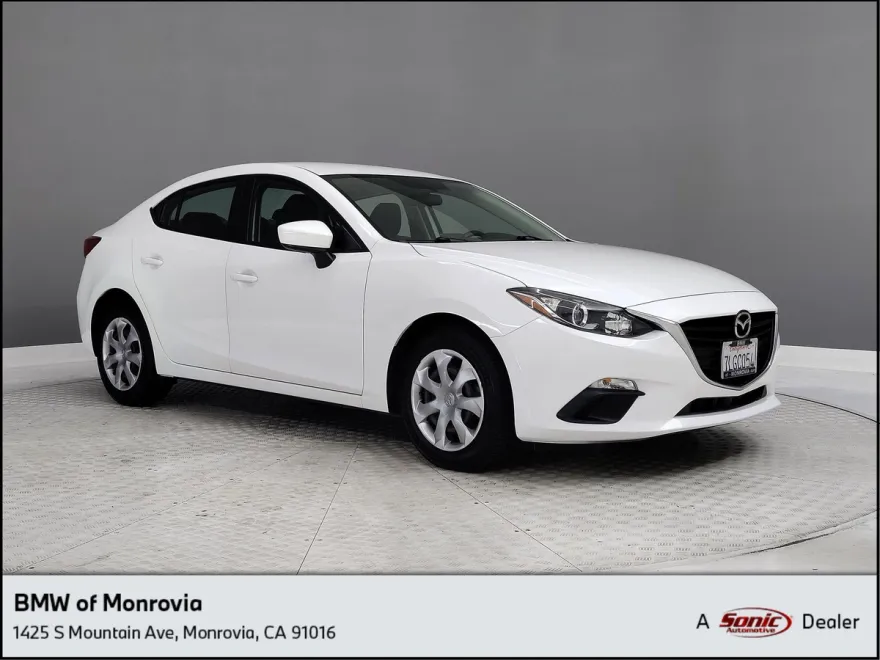 2015 Mazda Mazda3 i Sport photo 1