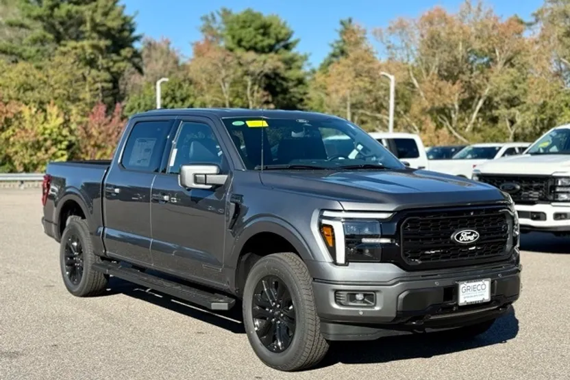 2025 Ford F-150 Lariat photo 1