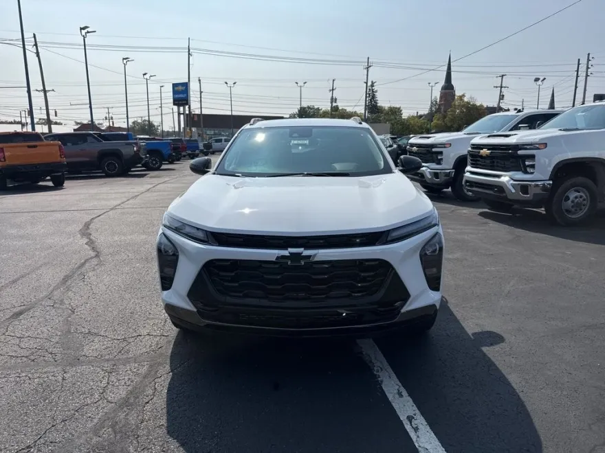 2026 Chevrolet Trax ACTIV photo 1