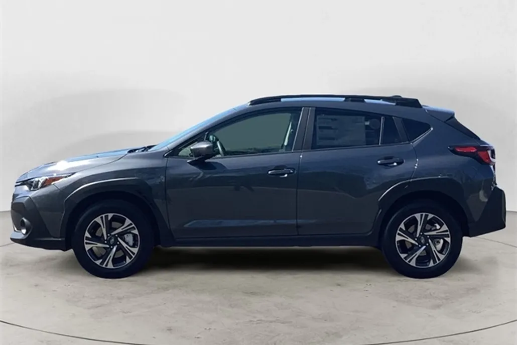 2025 Subaru Crosstrek Premium photo 1
