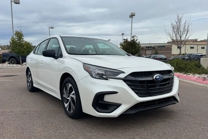 2023 Subaru Legacy Base photo 1