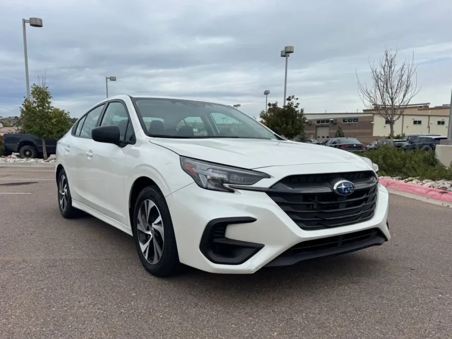 2023 Subaru Legacy Base photo 1