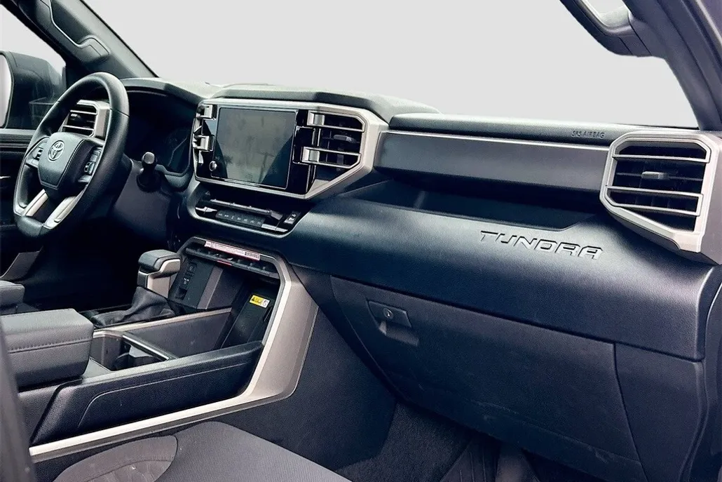 2025 Toyota Tundra SR5 photo 1
