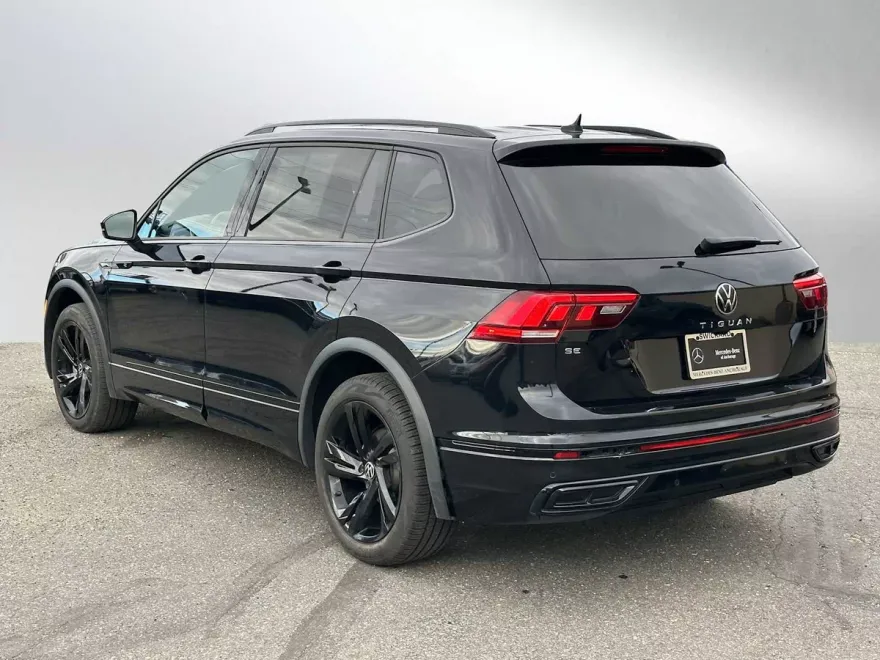 2023 Volkswagen Tiguan SE R-Line Black photo 1