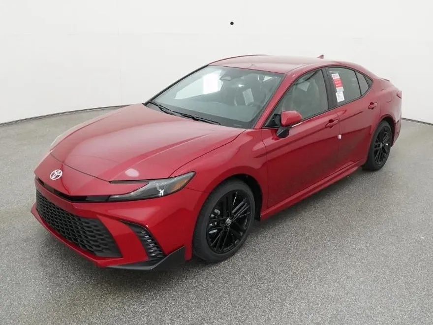 2026 Toyota Camry SE photo 1