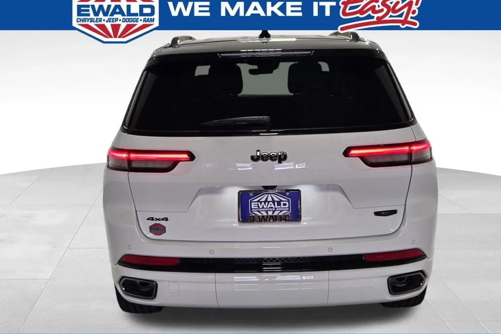 2025 Jeep Grand Cherokee L Summit photo 1