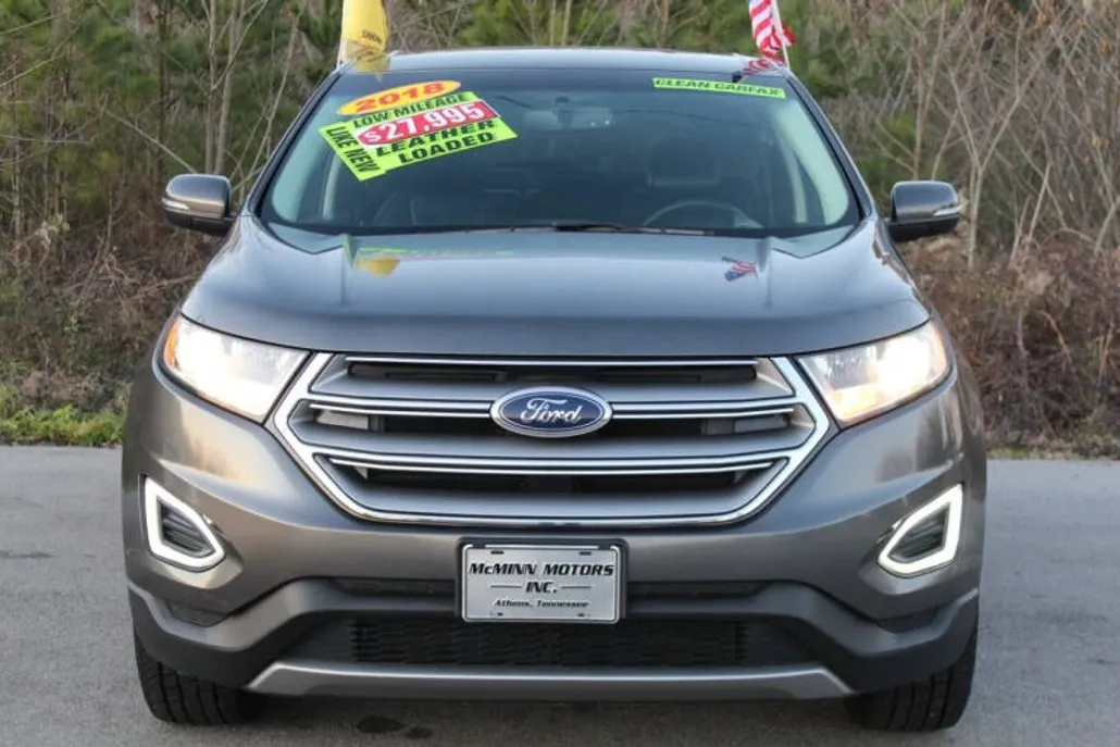 2018 Ford Edge Titanium photo 1