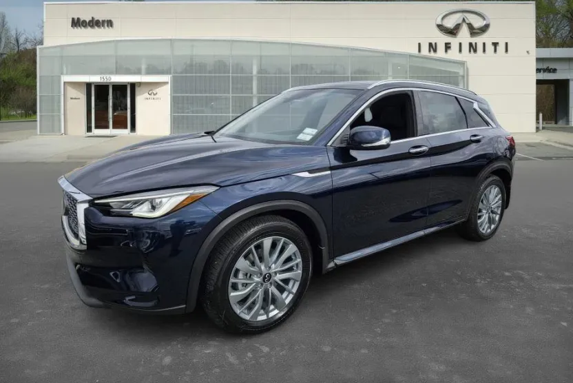 2025 Infiniti QX50 Luxe AWD photo 1