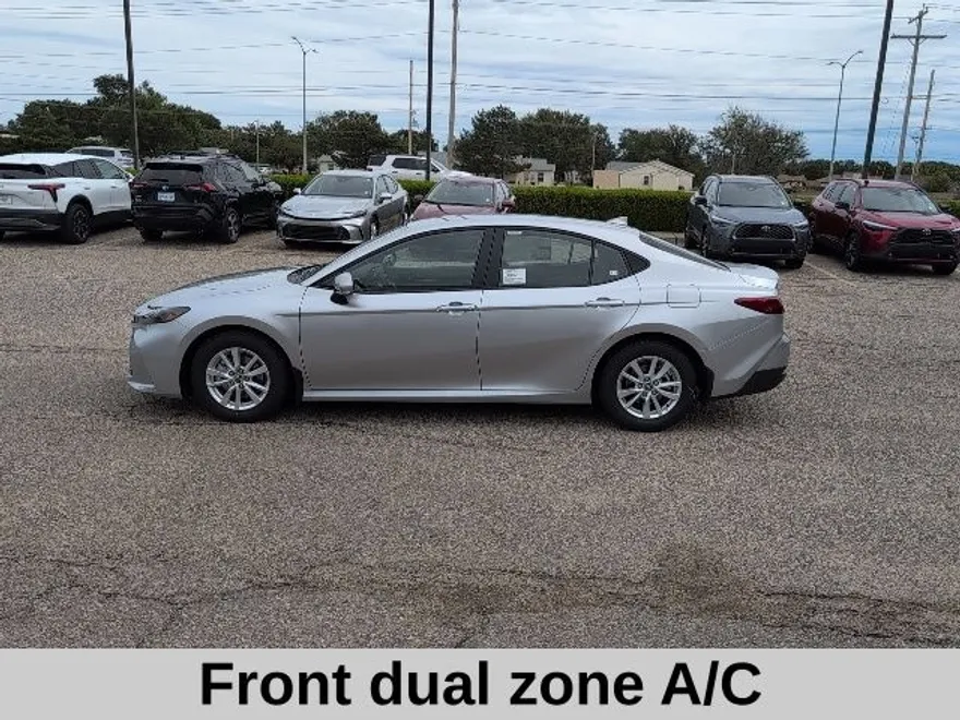 2025 Toyota Camry LE photo 1