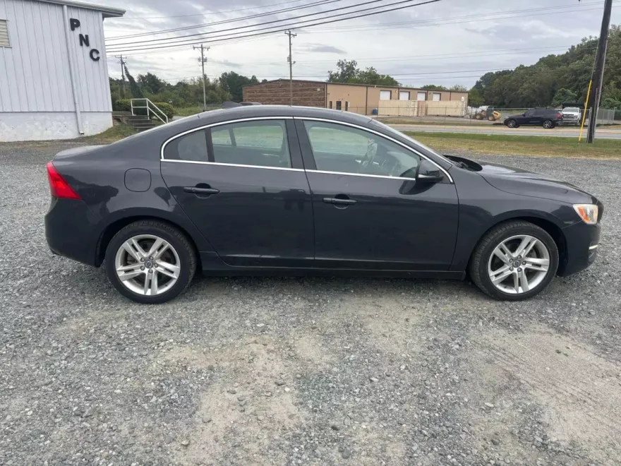 2015 Volvo S60 T5 Premier photo 1