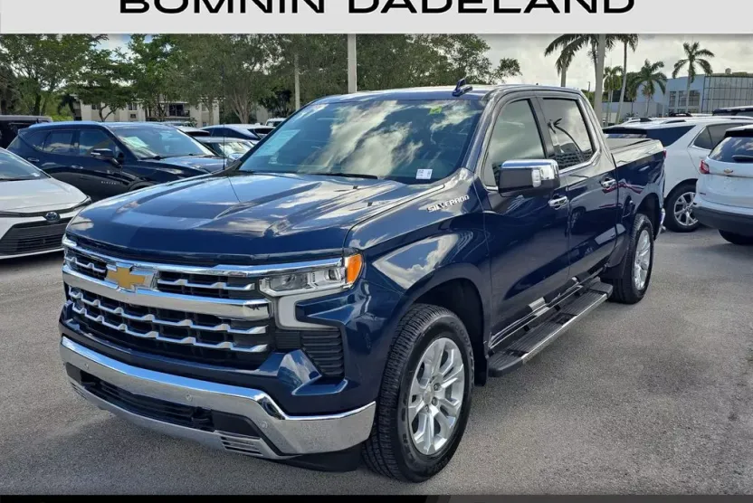 2022 Chevrolet Silverado 1500 LTZ photo 1