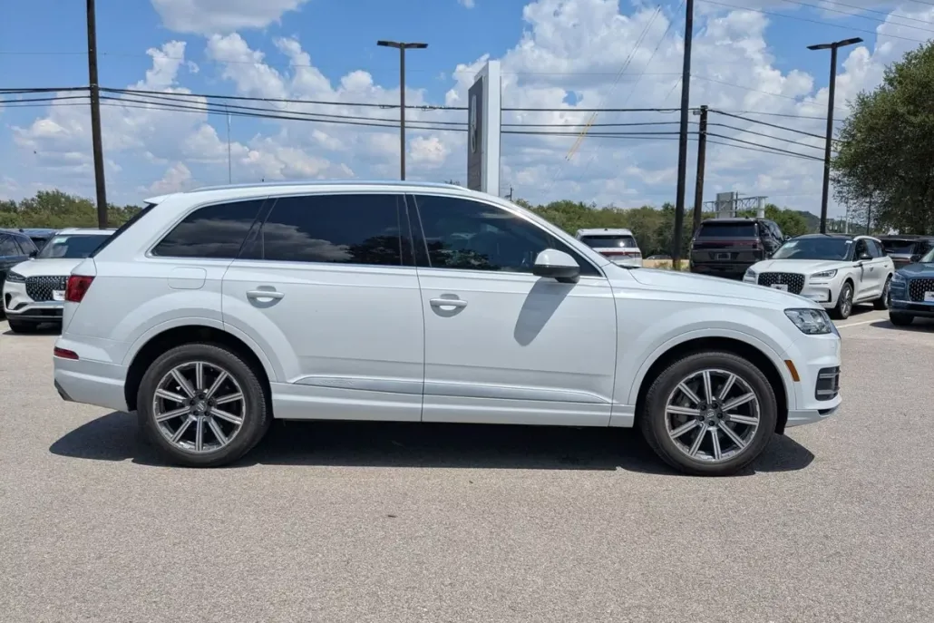 2019 Audi Q7 55 Premium Plus photo 1