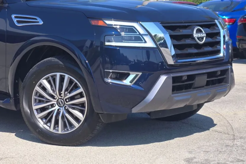 2024 Nissan Armada SL photo 1