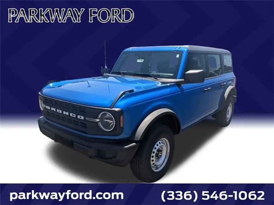 2025 Ford Bronco Base photo 1