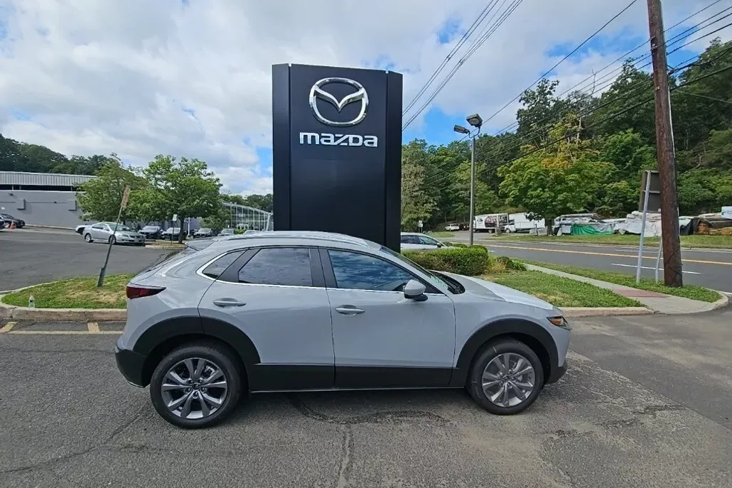 2025 Mazda CX-30 2.5 S Preferred photo 1