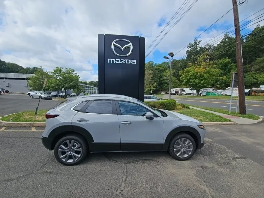 2025 Mazda CX-30 2.5 S Preferred photo 1