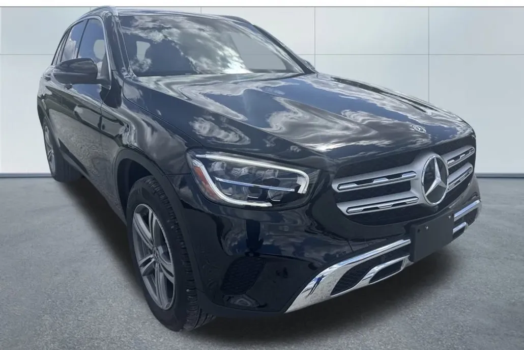 2022 Mercedes Benz GLC 300 4MATIC photo 1